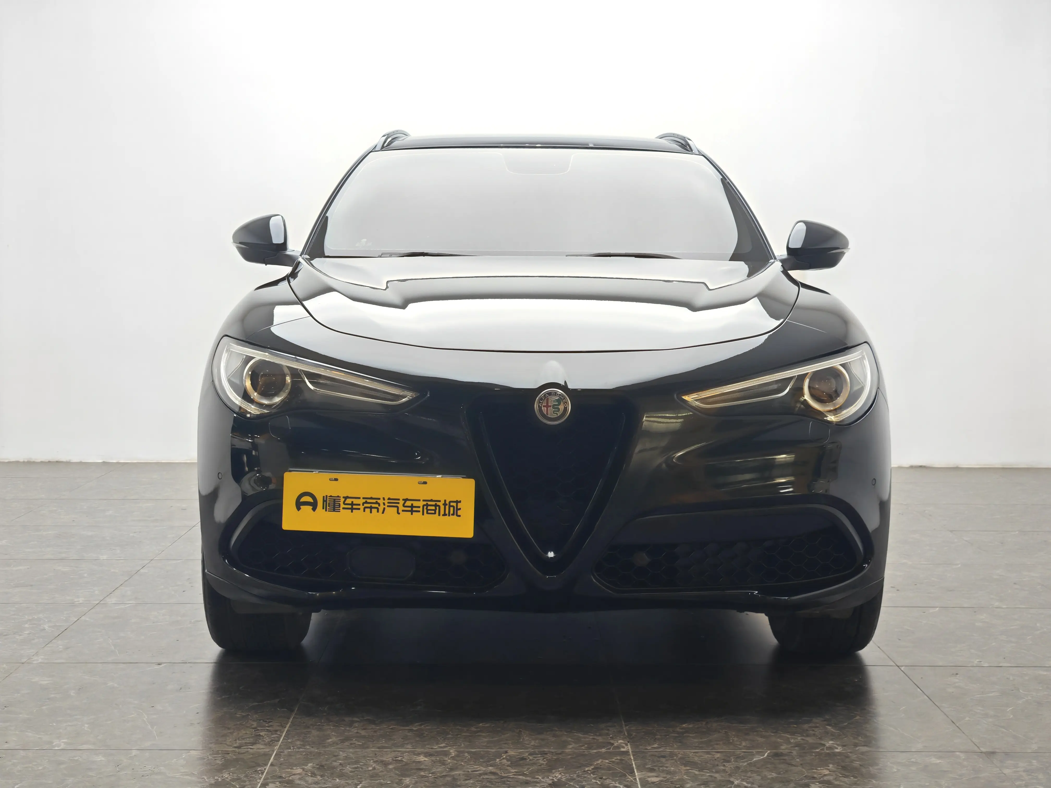 Alfa romeo Stelvio  из Китая