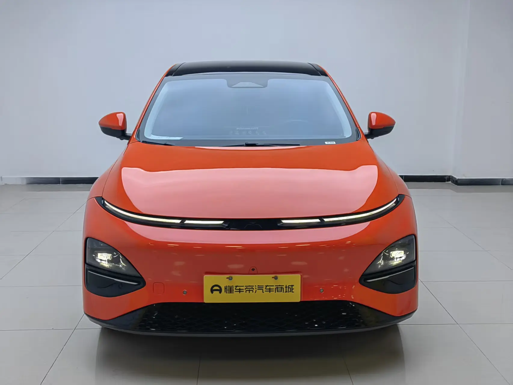 Xpeng G6  из Китая