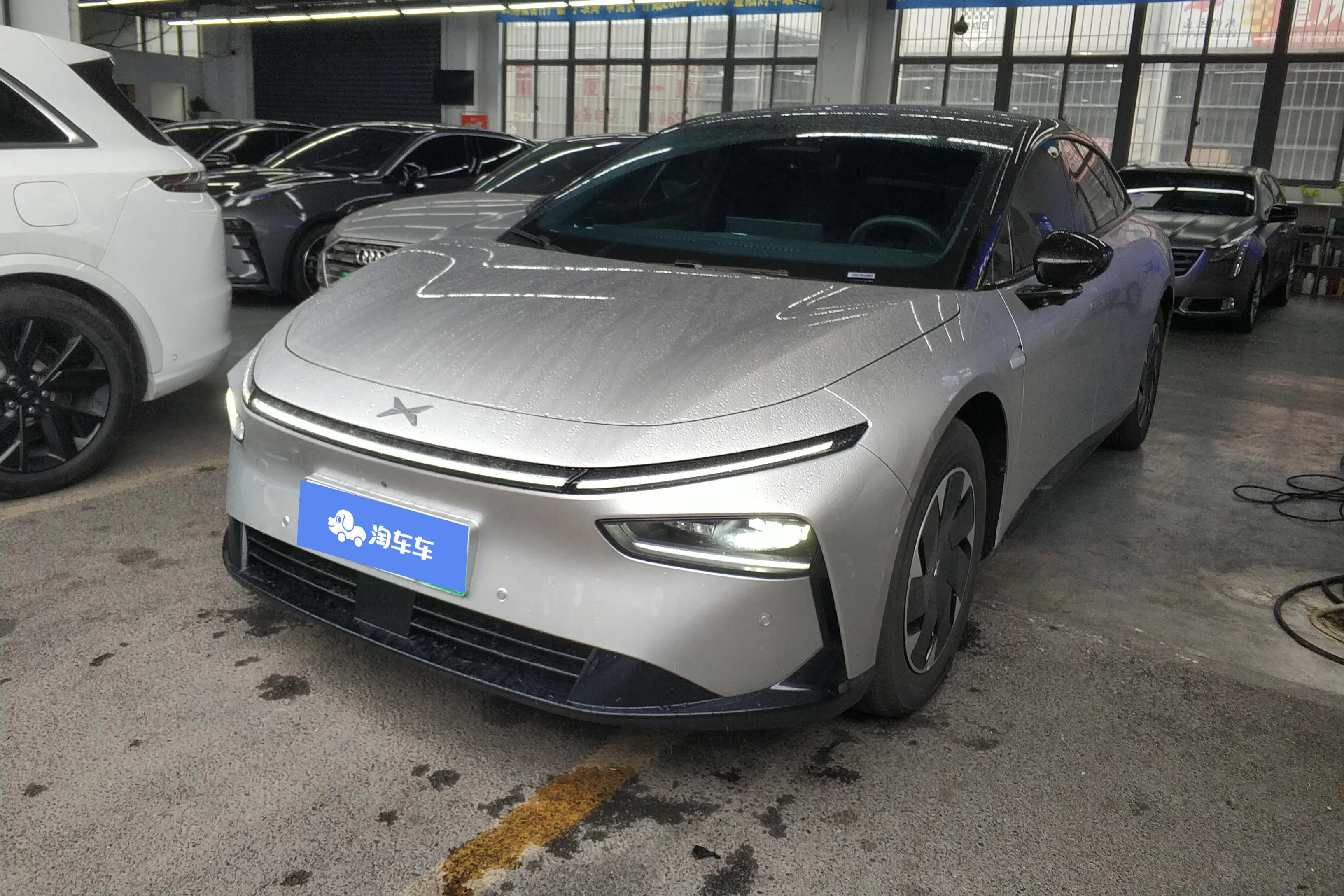 Xpeng P7+  из Китая