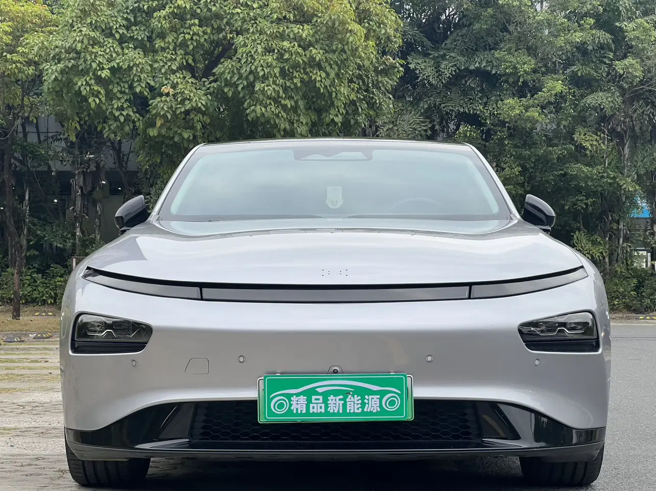 Xpeng P7  из Китая