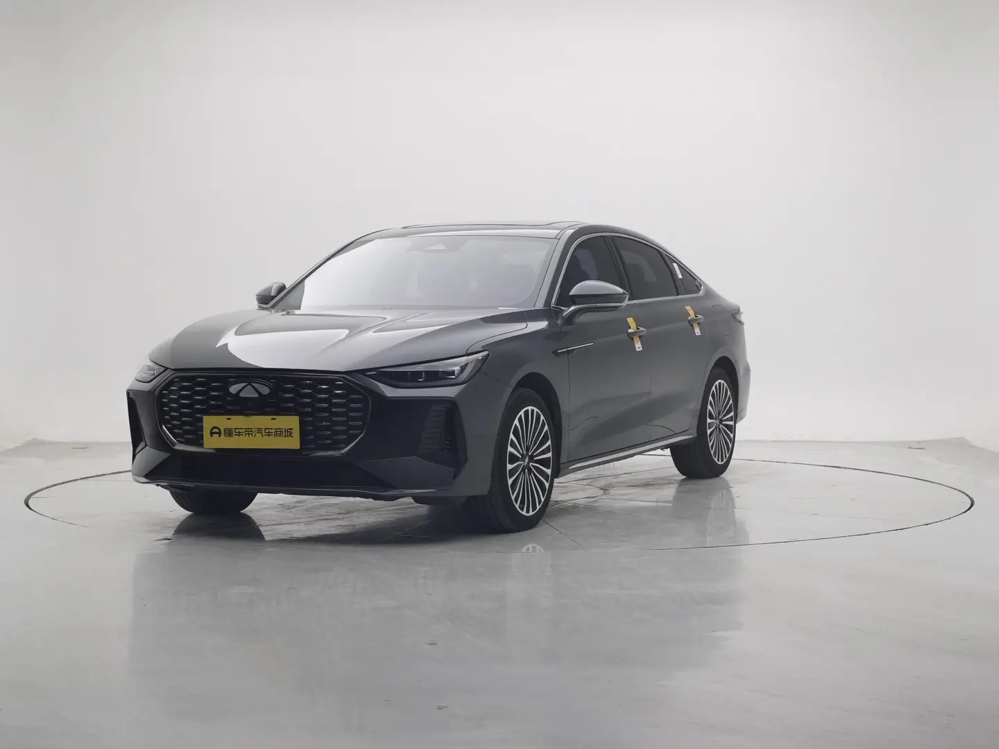 Chery Fengyun A8L  из Китая