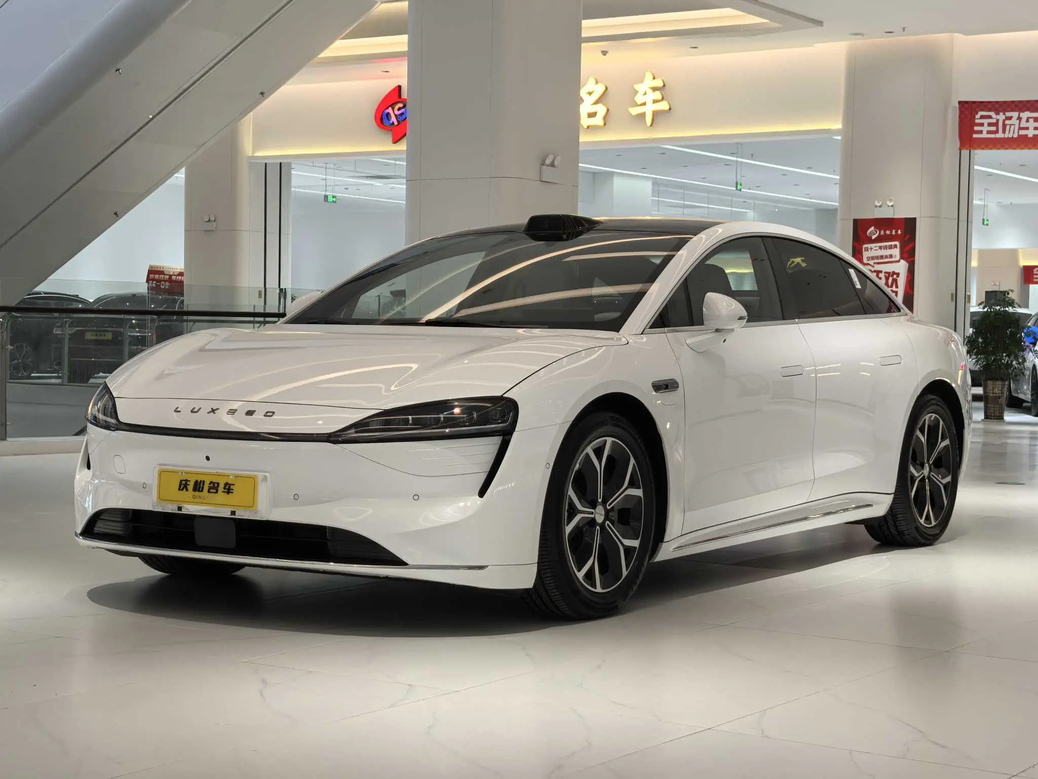 Luxeed SmartS7  из Китая