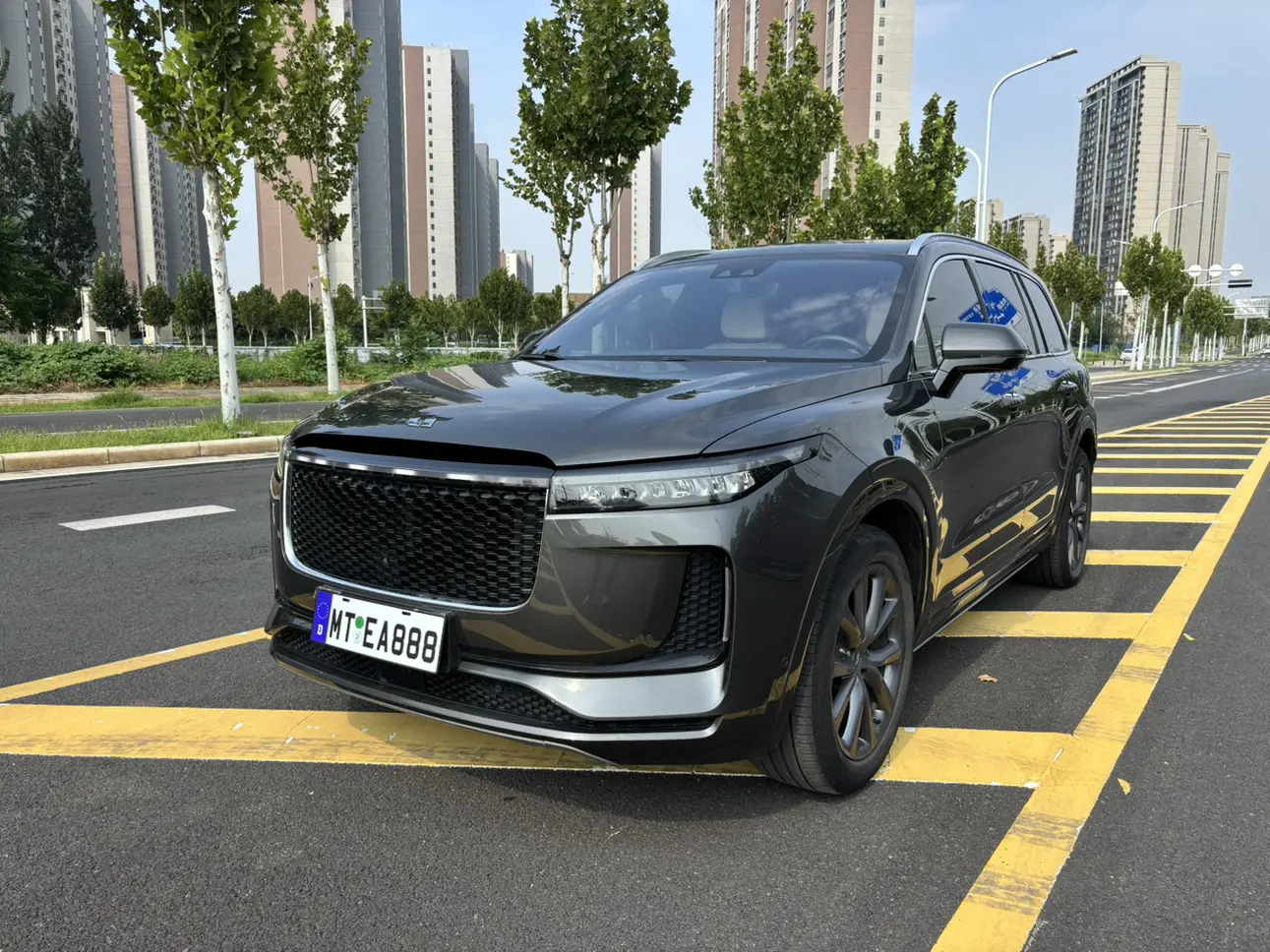 Li ONE (Ideal ONE)  из Китая