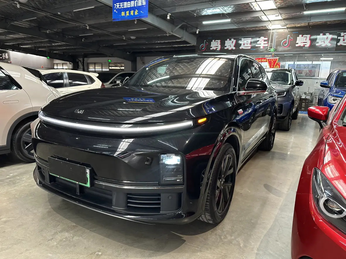 Li L7 (Ideal L7)  из Китая