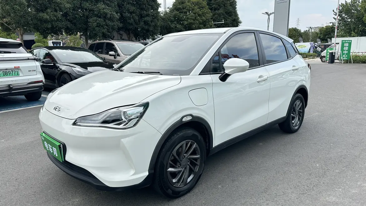 NETA Nezha V  из Китая