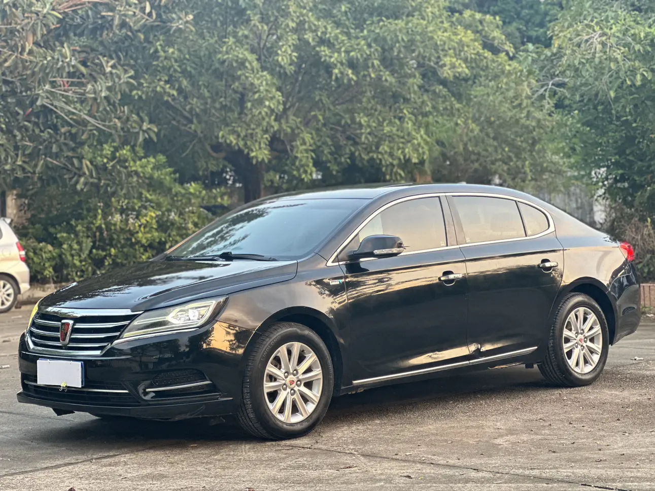 Roewe 950  из Китая