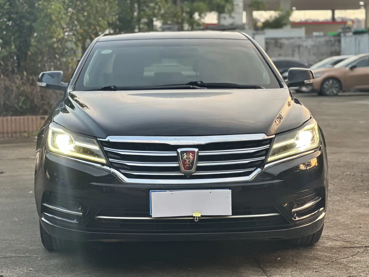 Roewe 950  из Китая