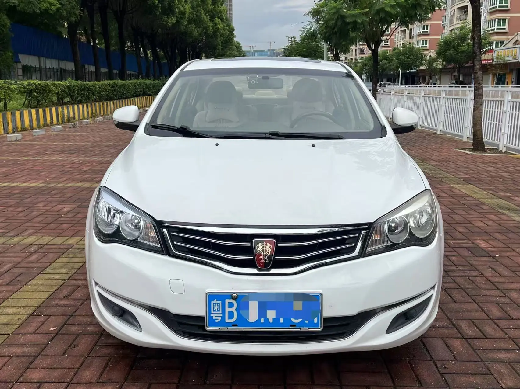 Roewe 350  из Китая