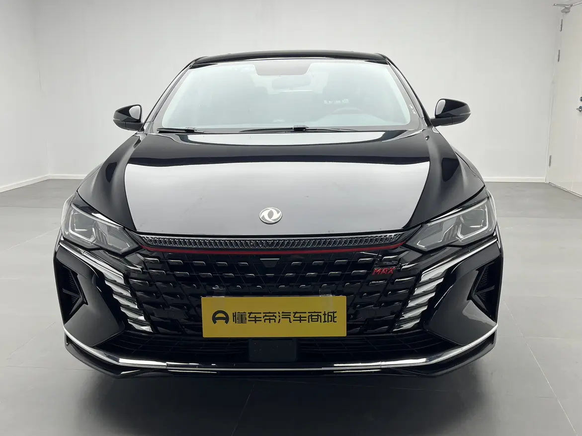 Dongfeng Yixuan MAX  из Китая