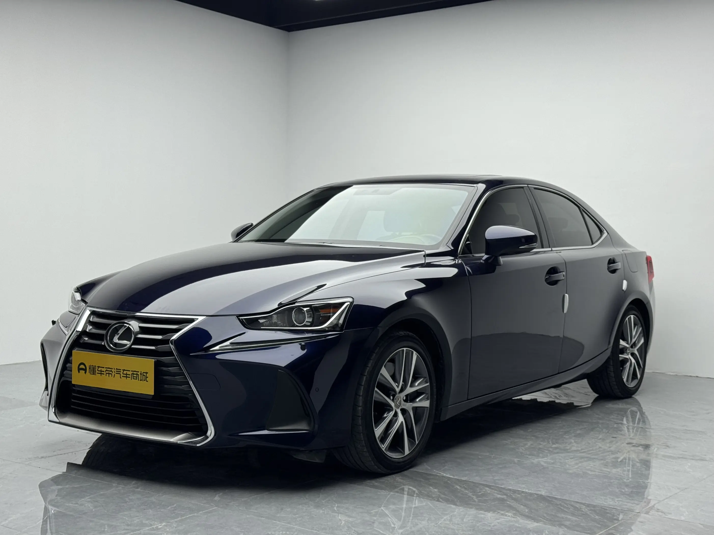 Lexus IS  из Китая