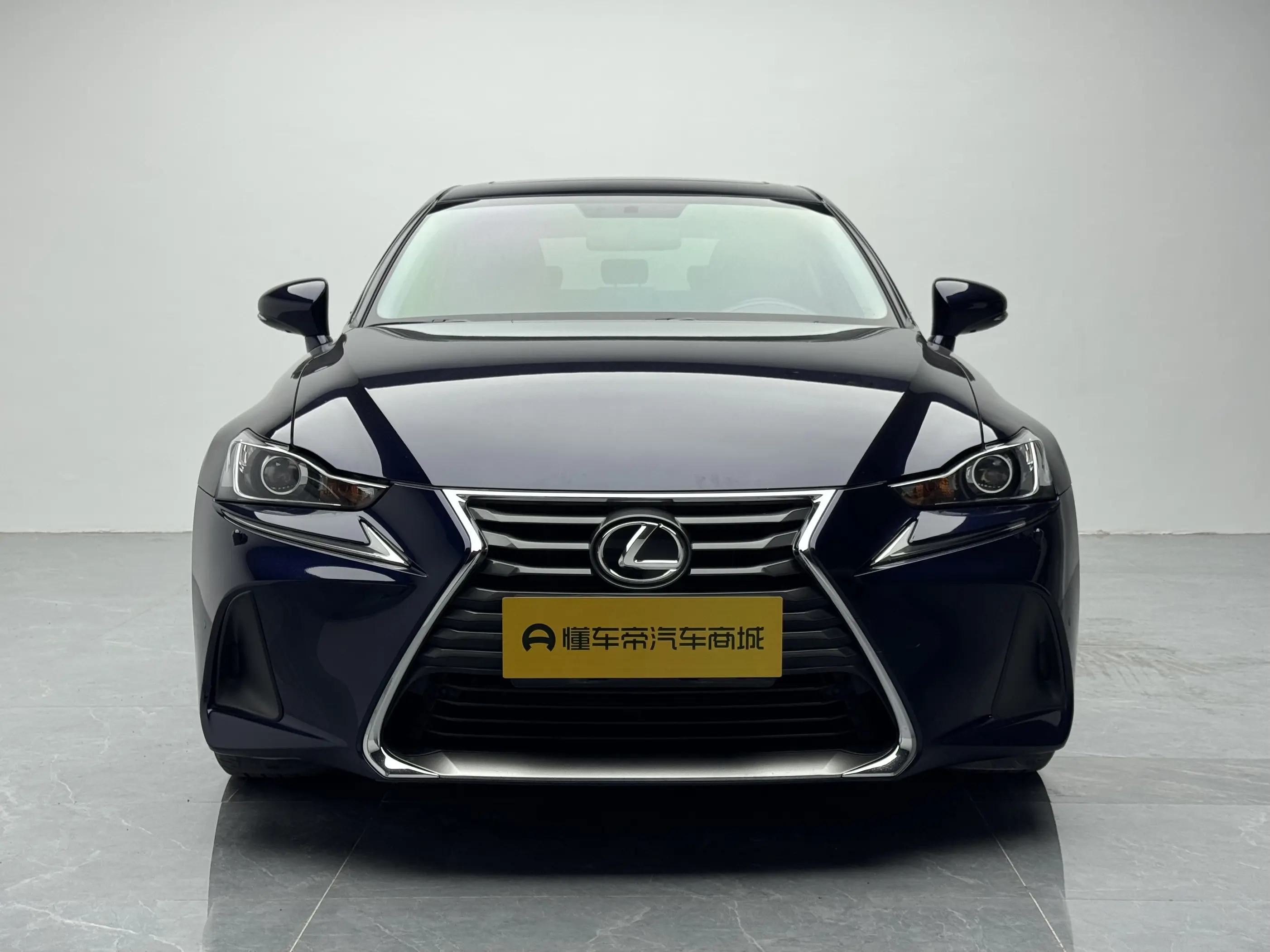 Lexus IS  из Китая