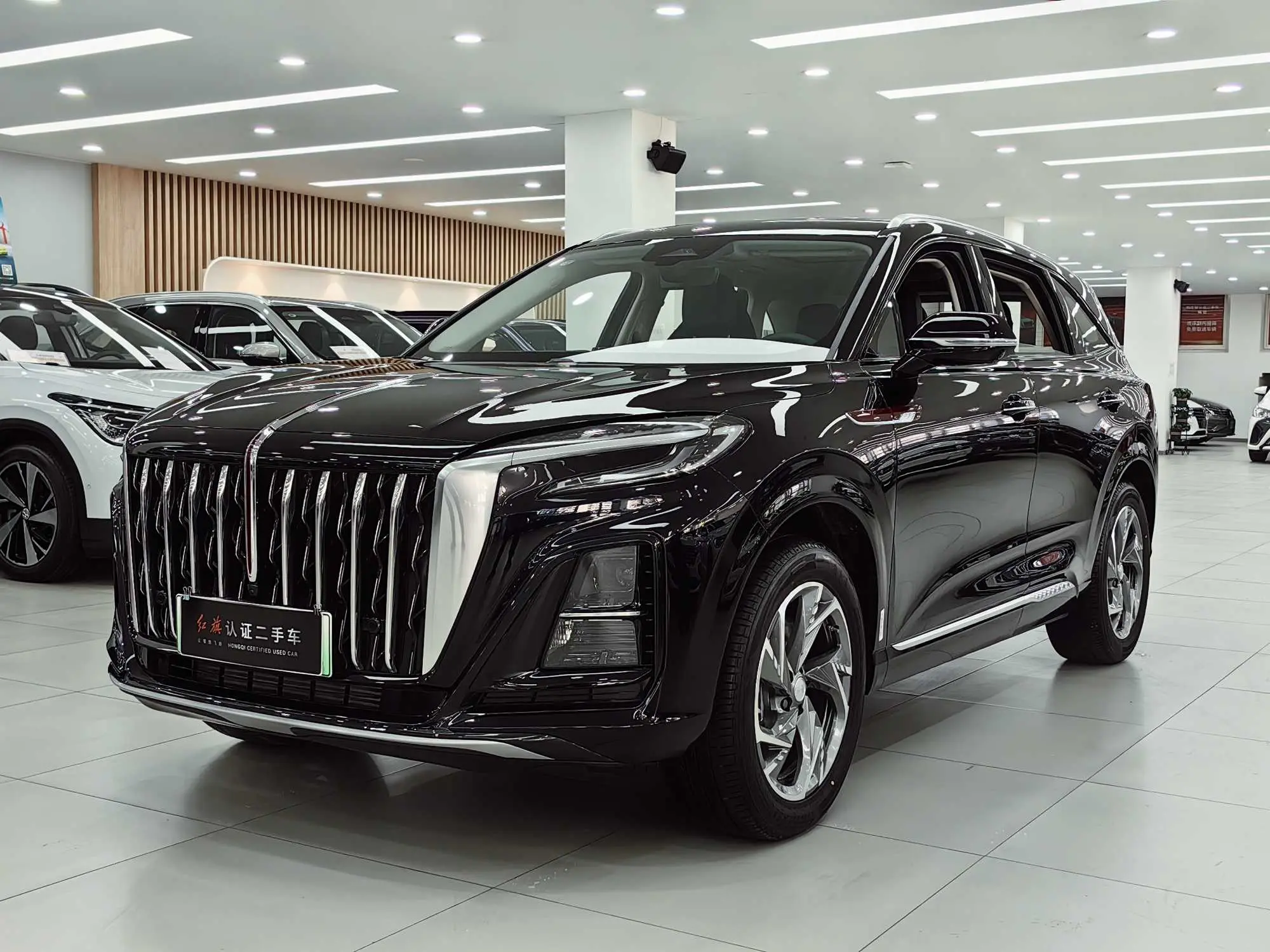 Hongqi HS3 PHEV  из Китая