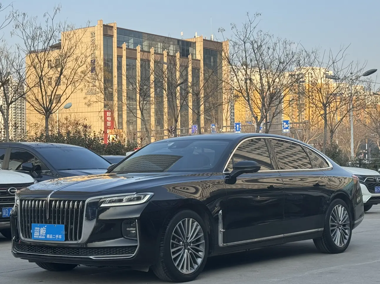 Hongqi H9  из Китая