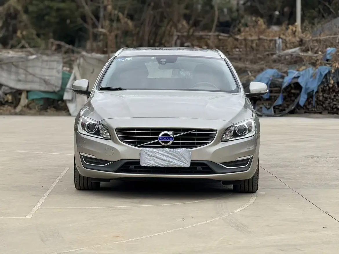 Volvo V60  из Китая
