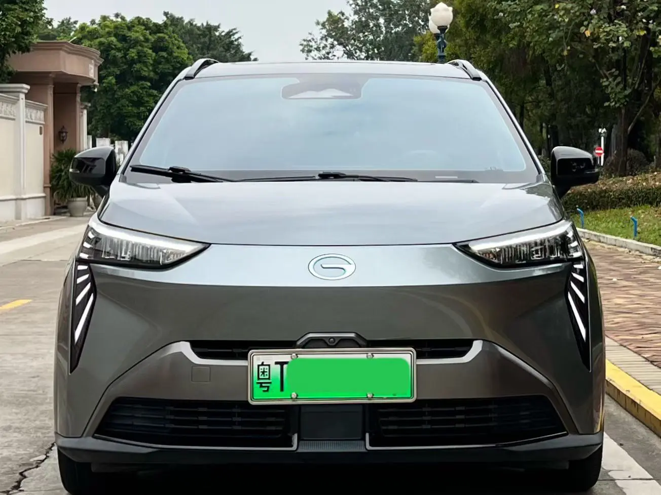 AION Y  из Китая