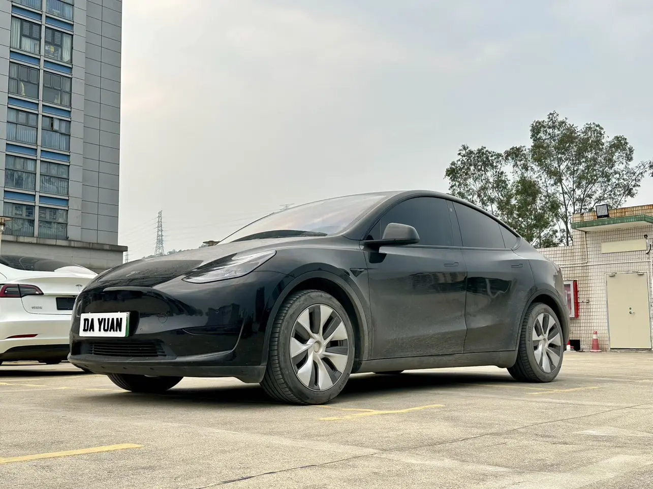Tesla Model Y  из Китая
