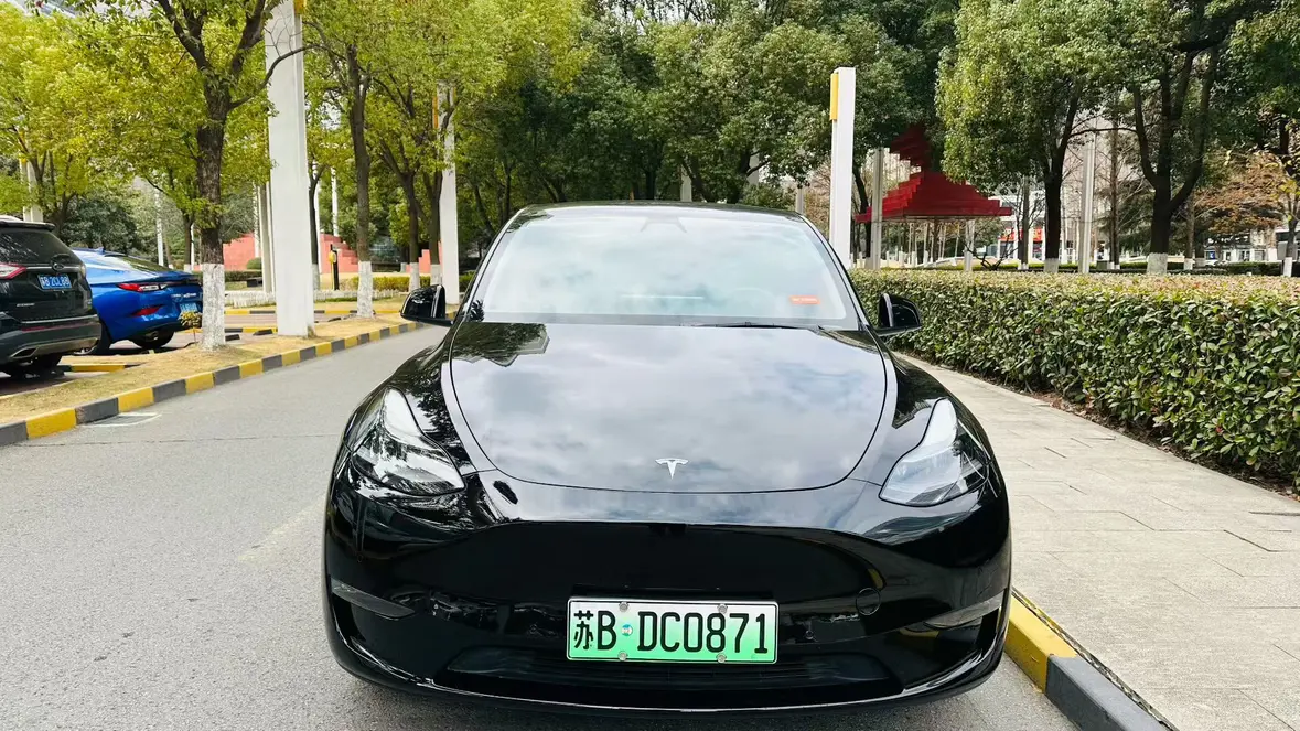 Tesla Model Y  из Китая