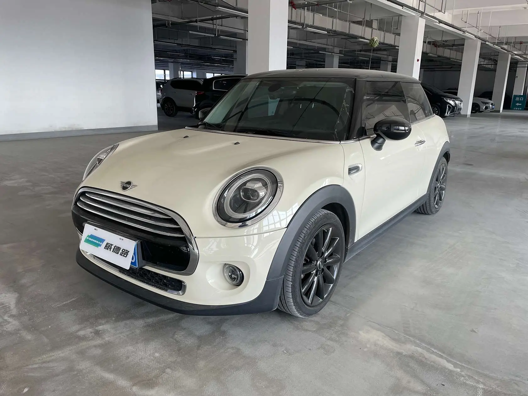 MINI MINI