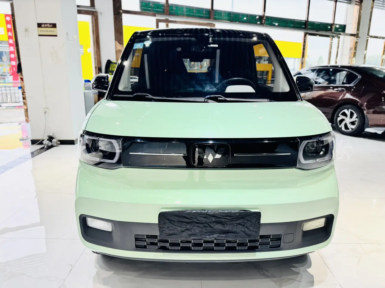 Wuling Hongguang MINIEV  из Китая