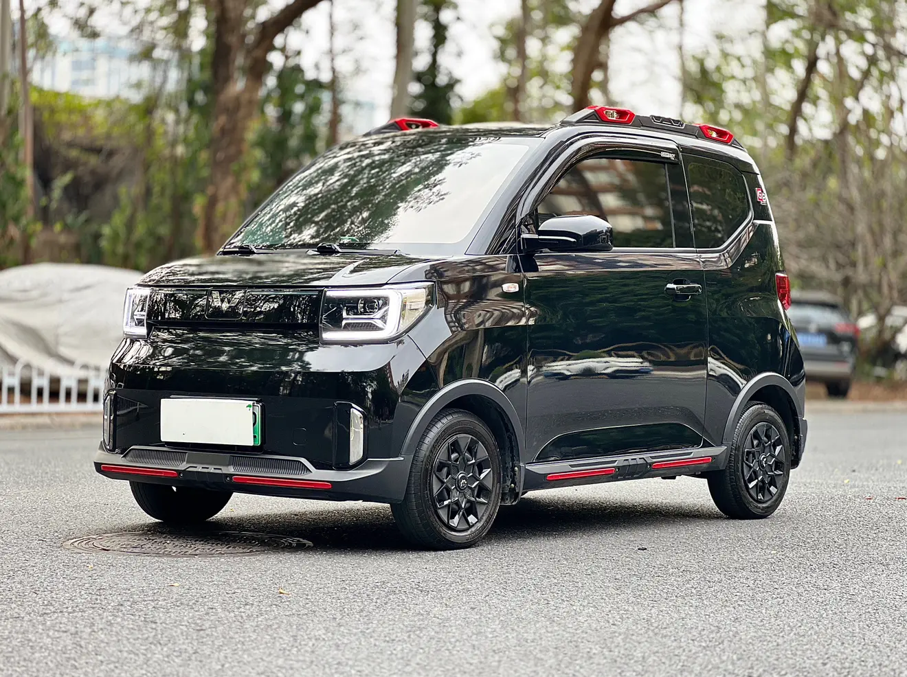 Wuling Hongguang MINIEV  из Китая