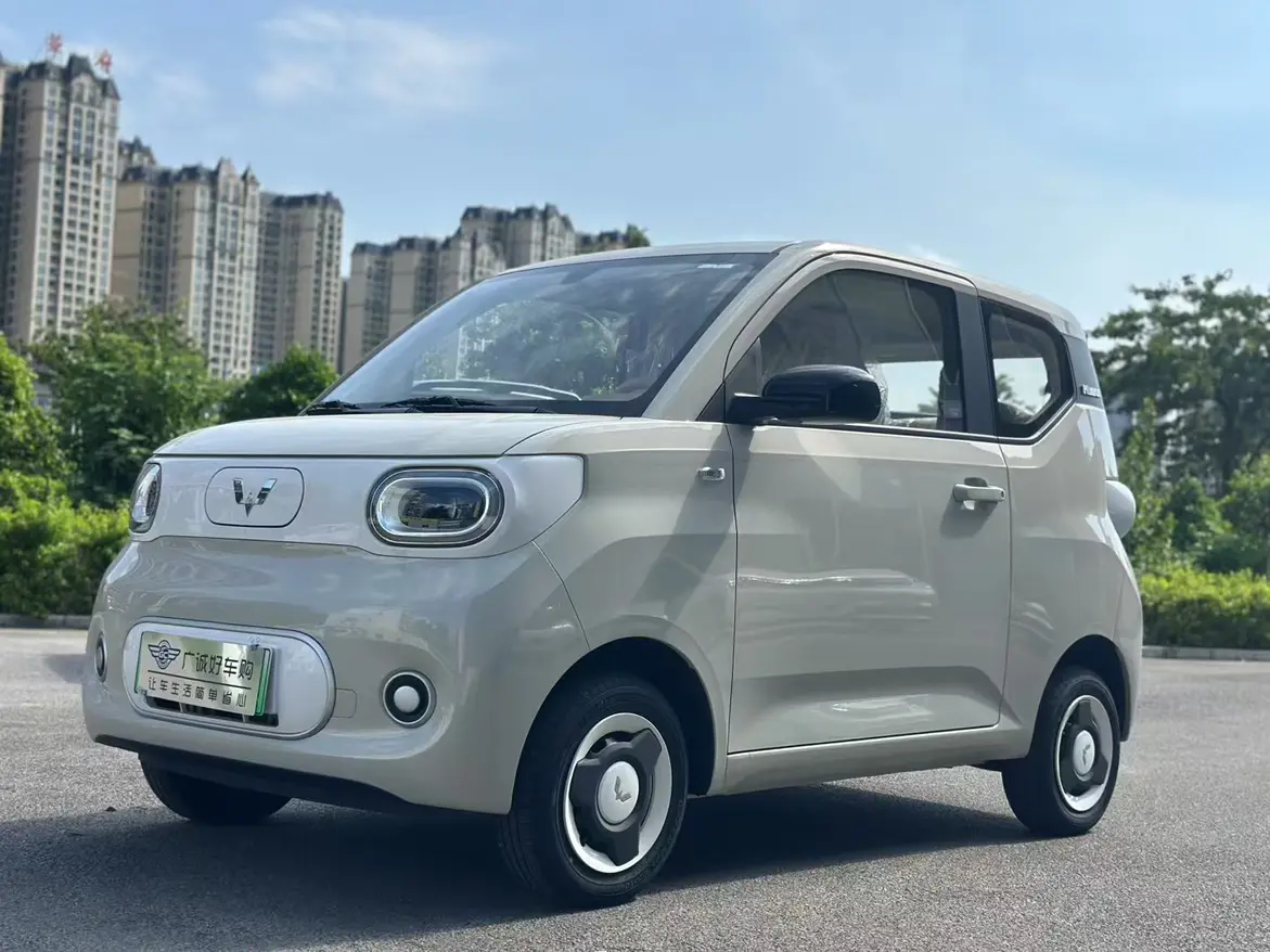 Wuling Hongguang MINIEV  из Китая