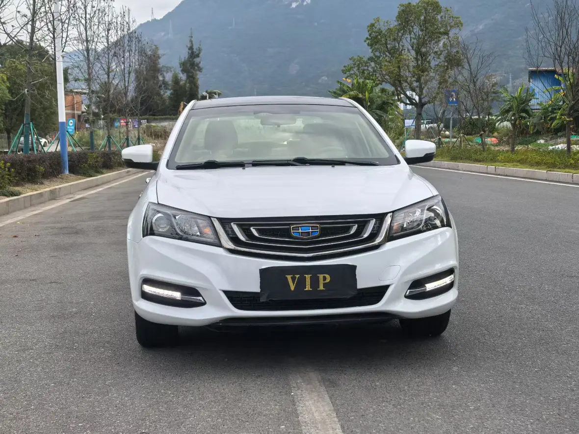 Geely Emgrand  из Китая