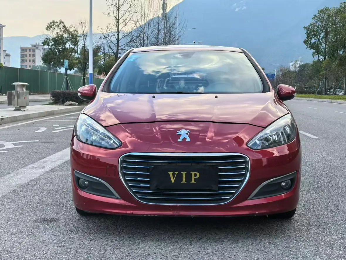 Peugeot 308  из Китая