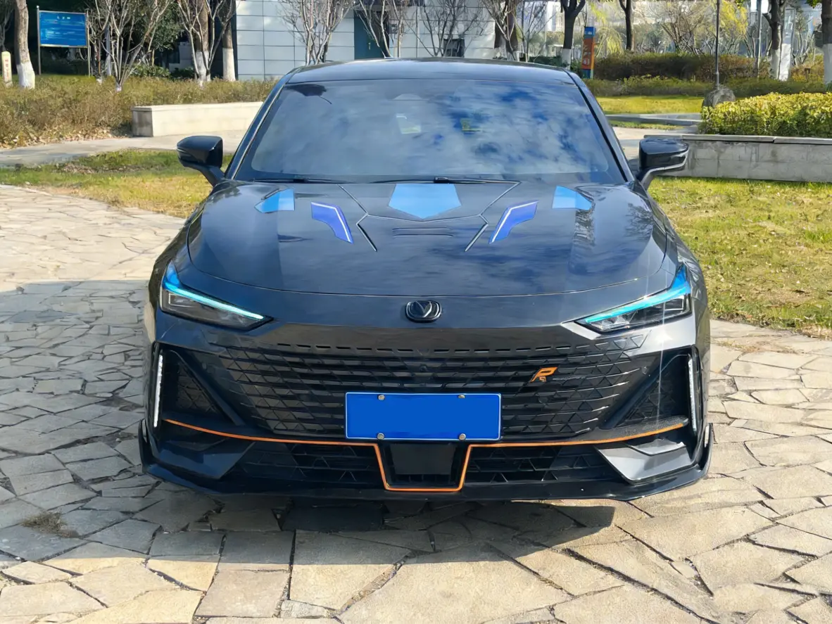 Changan UNI-V  из Китая