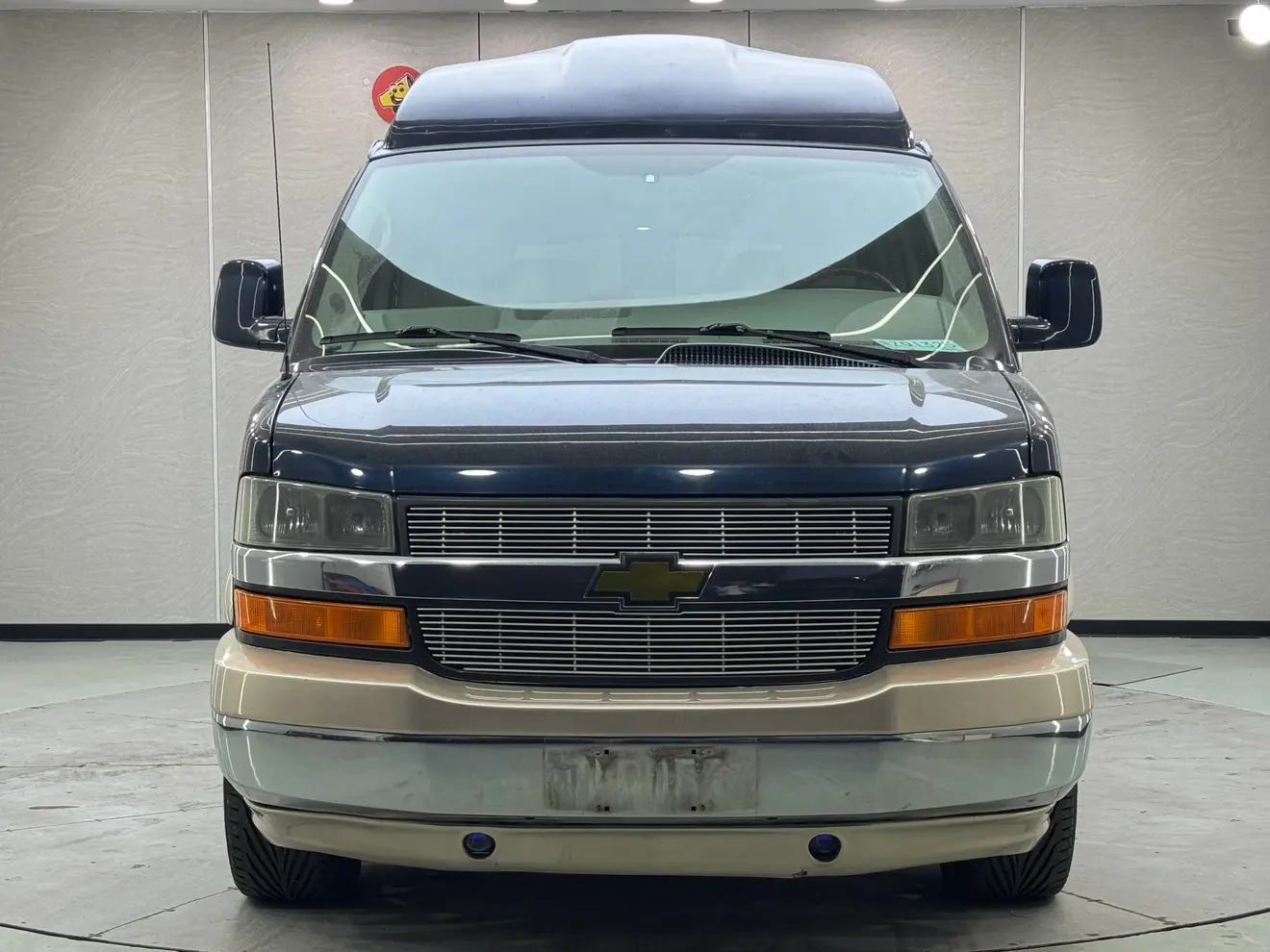 Chevrolet Express  из Китая