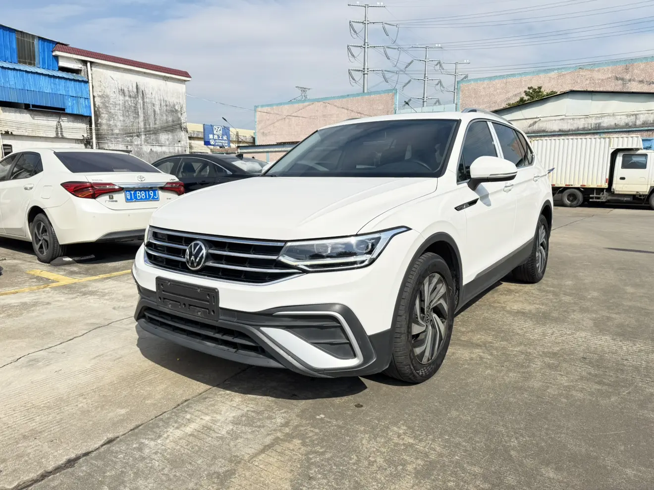 Volkswagen Tiguan L  из Китая