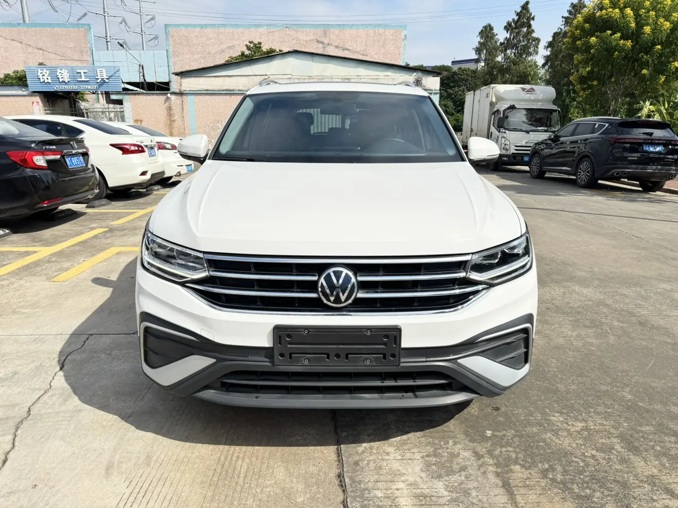Volkswagen Tiguan L  из Китая