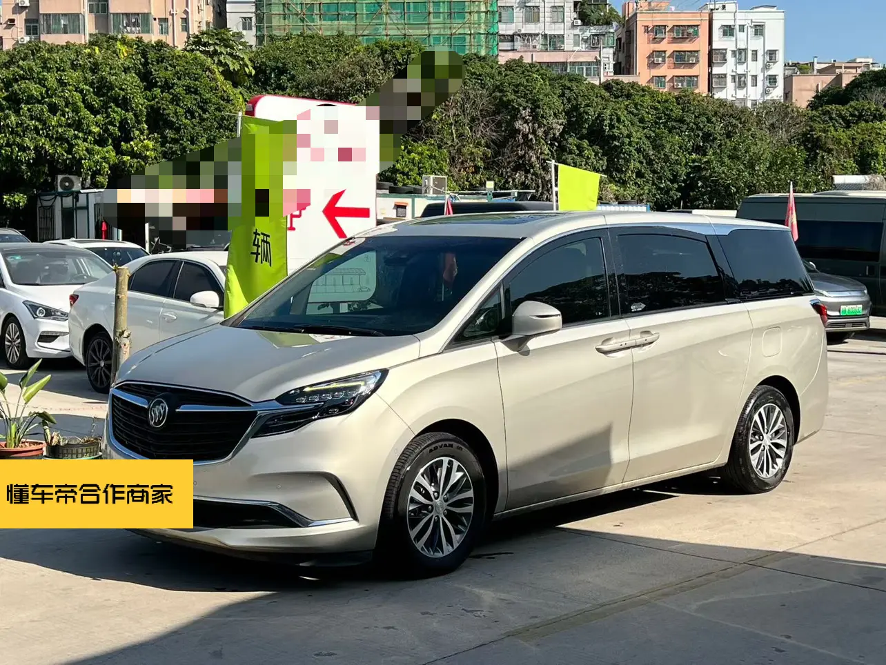 Buick GL8  из Китая