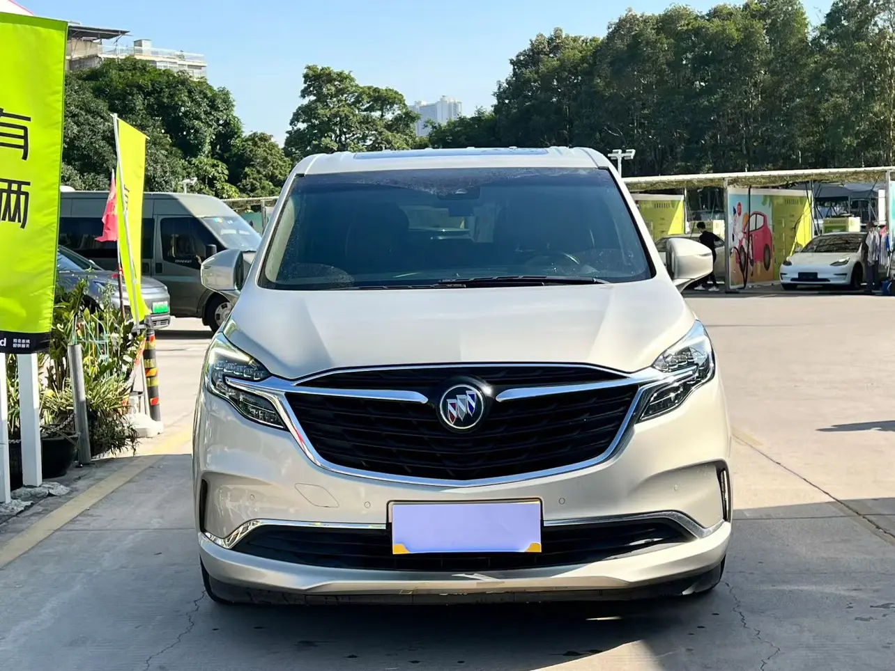 Buick GL8  из Китая