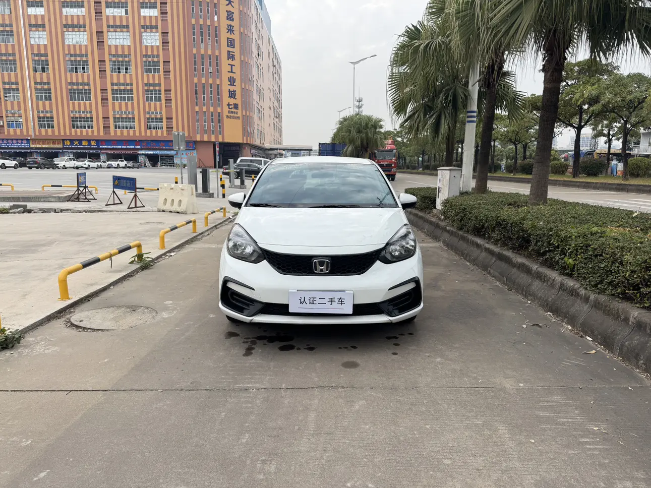 Honda Fit  из Китая