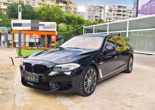 BMW 5 Series  из Китая