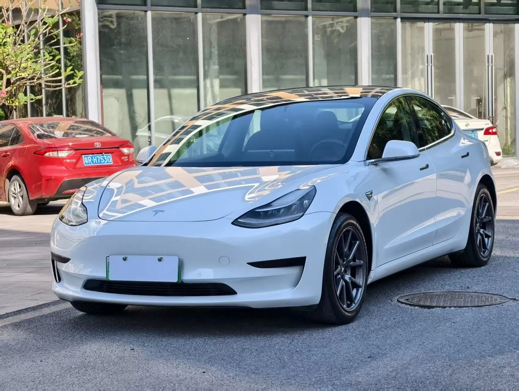 Tesla Model 3  из Китая