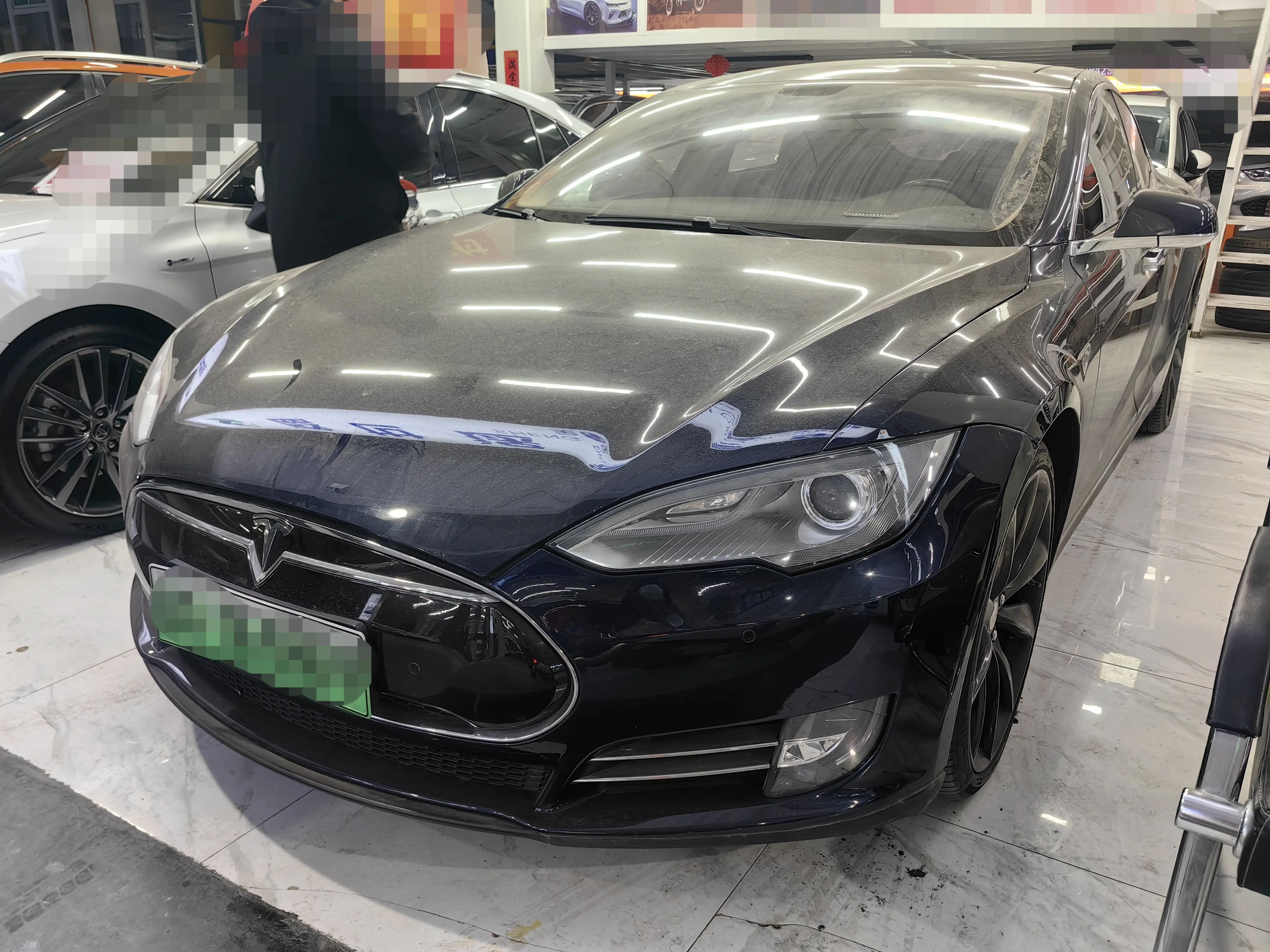 Tesla Model S  из Китая