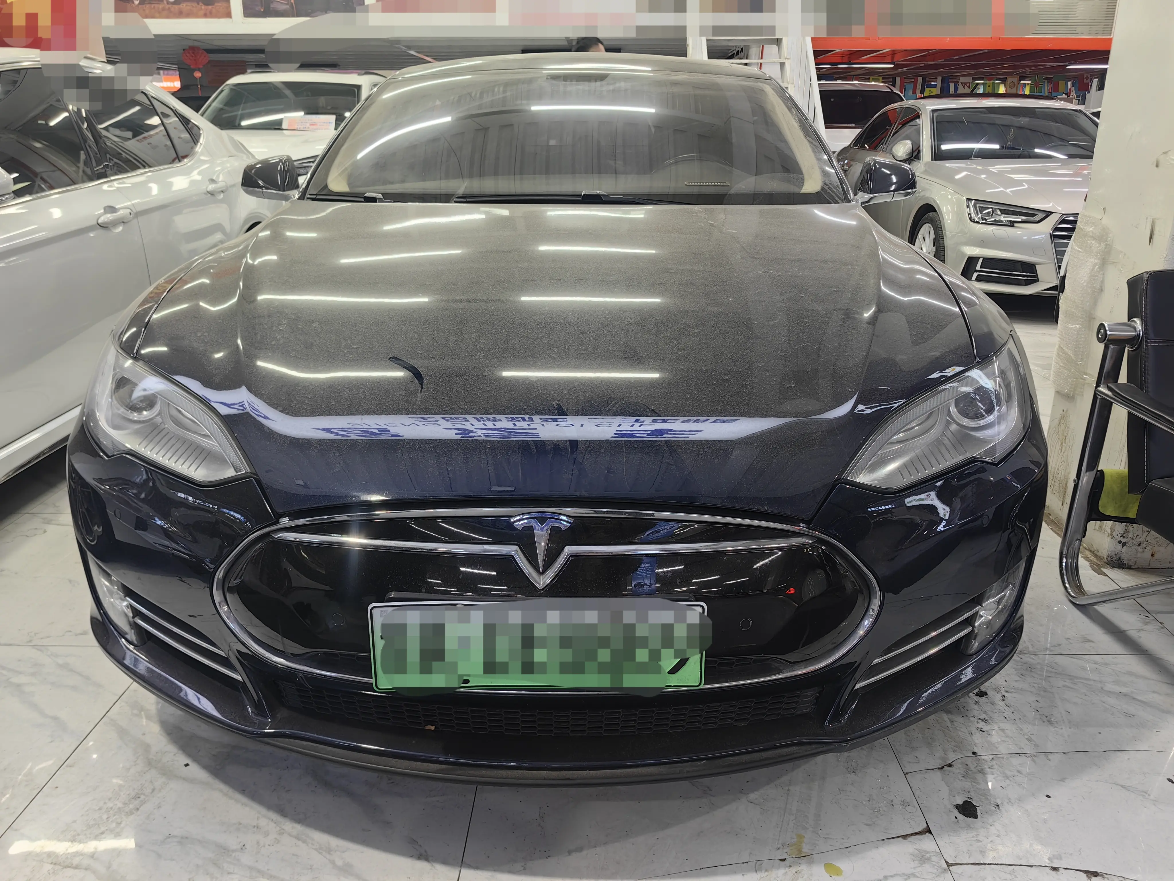 Tesla Model S  из Китая