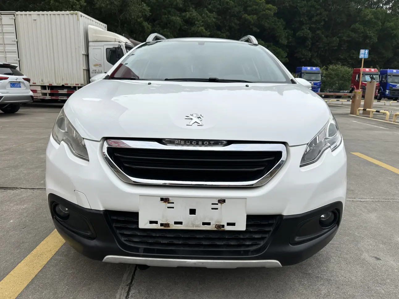 Peugeot 2008  из Китая