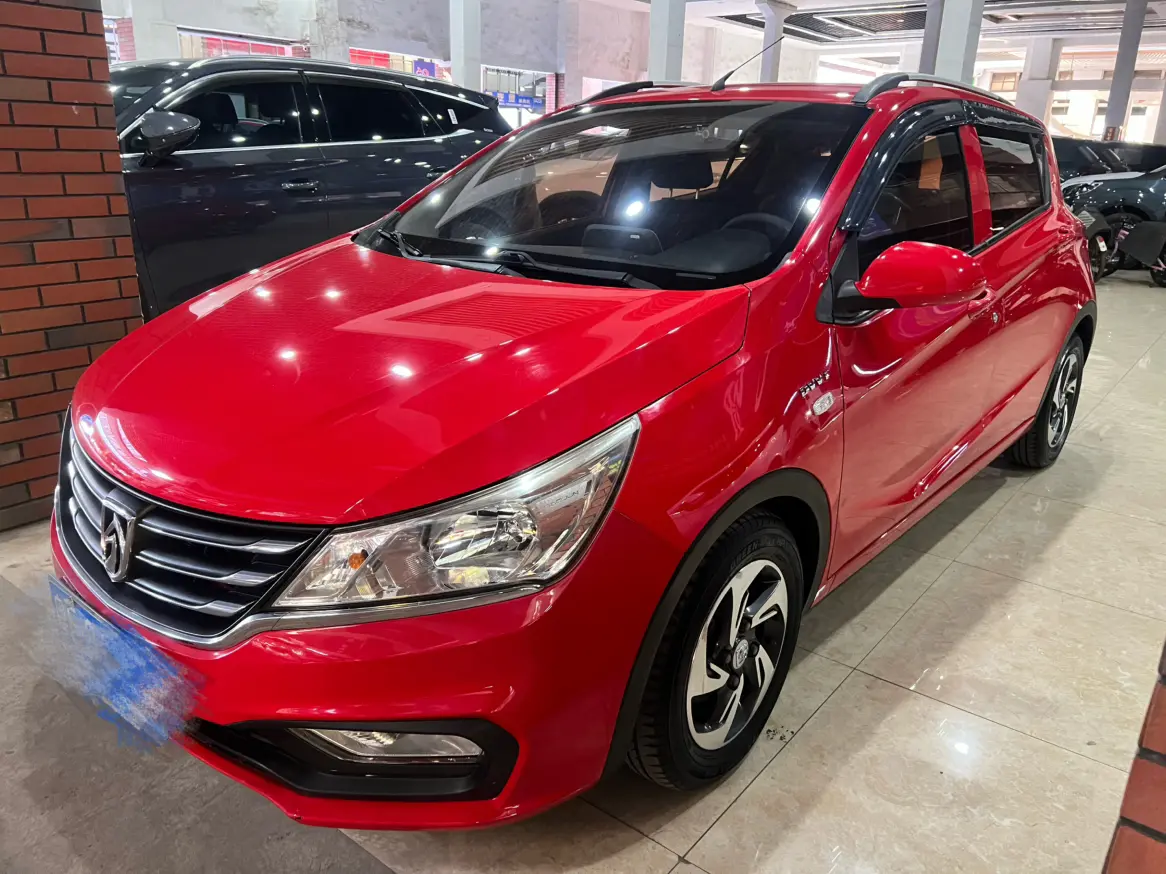 Baojun 310  из Китая