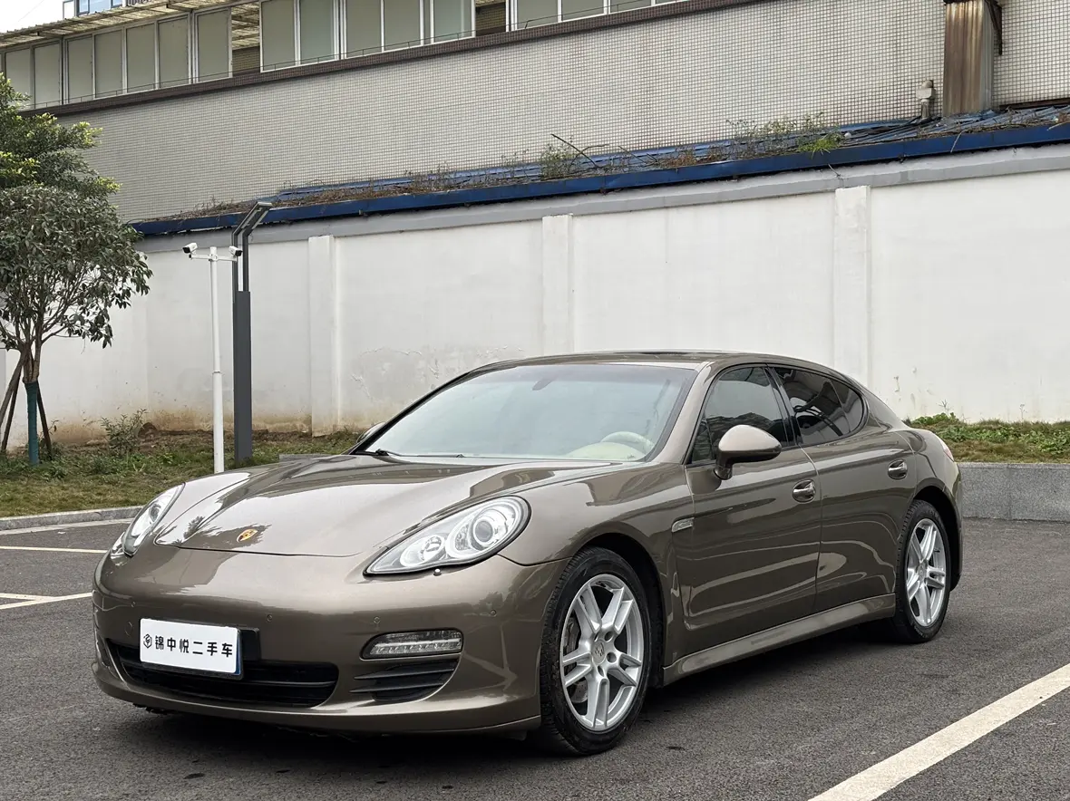 Porsche Panamera  из Китая