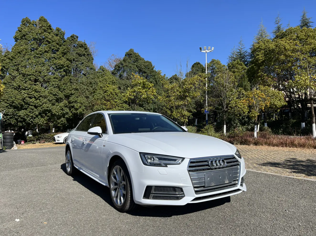 Audi A4L  из Китая