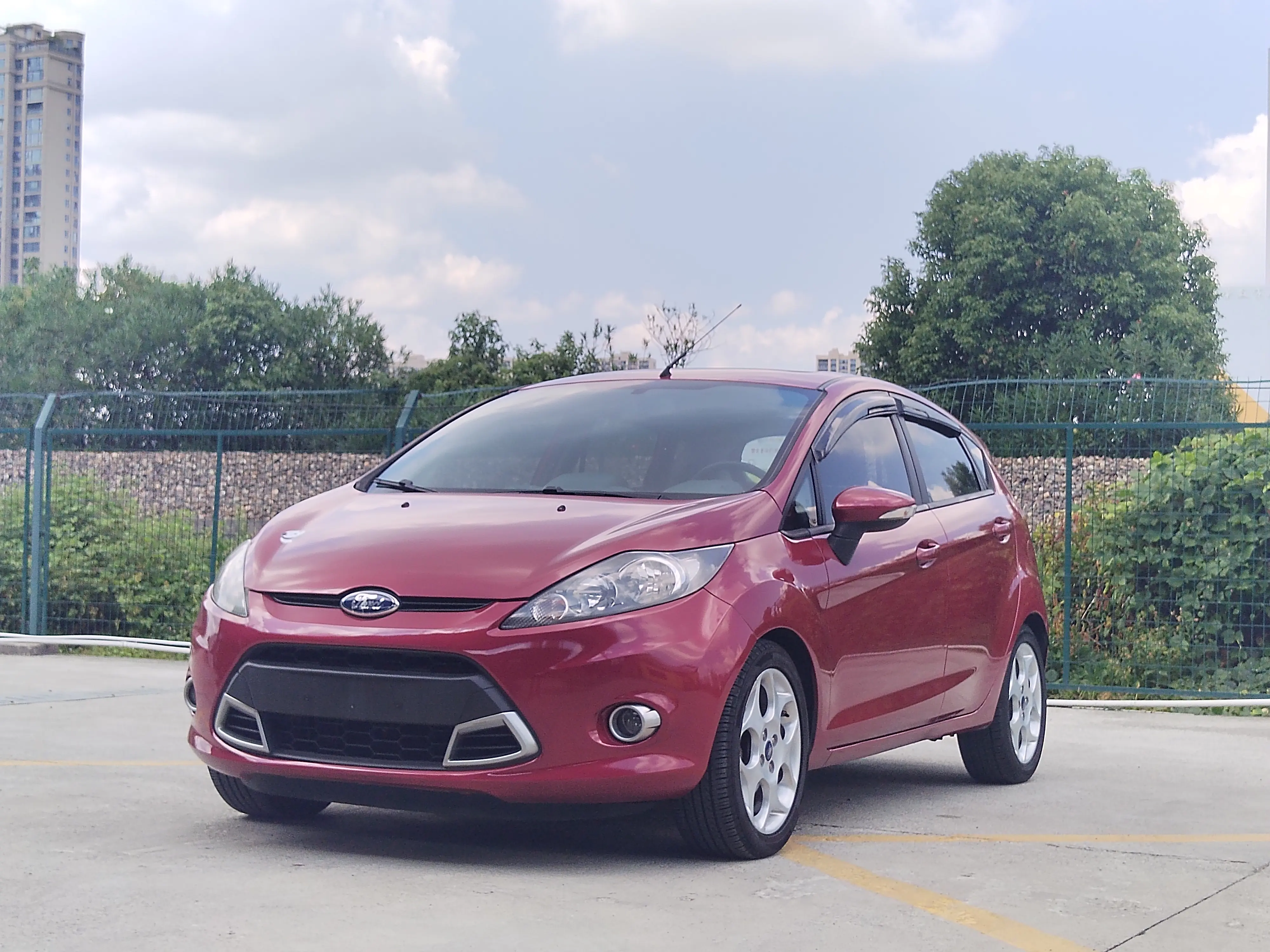 Ford Carnival  из Китая