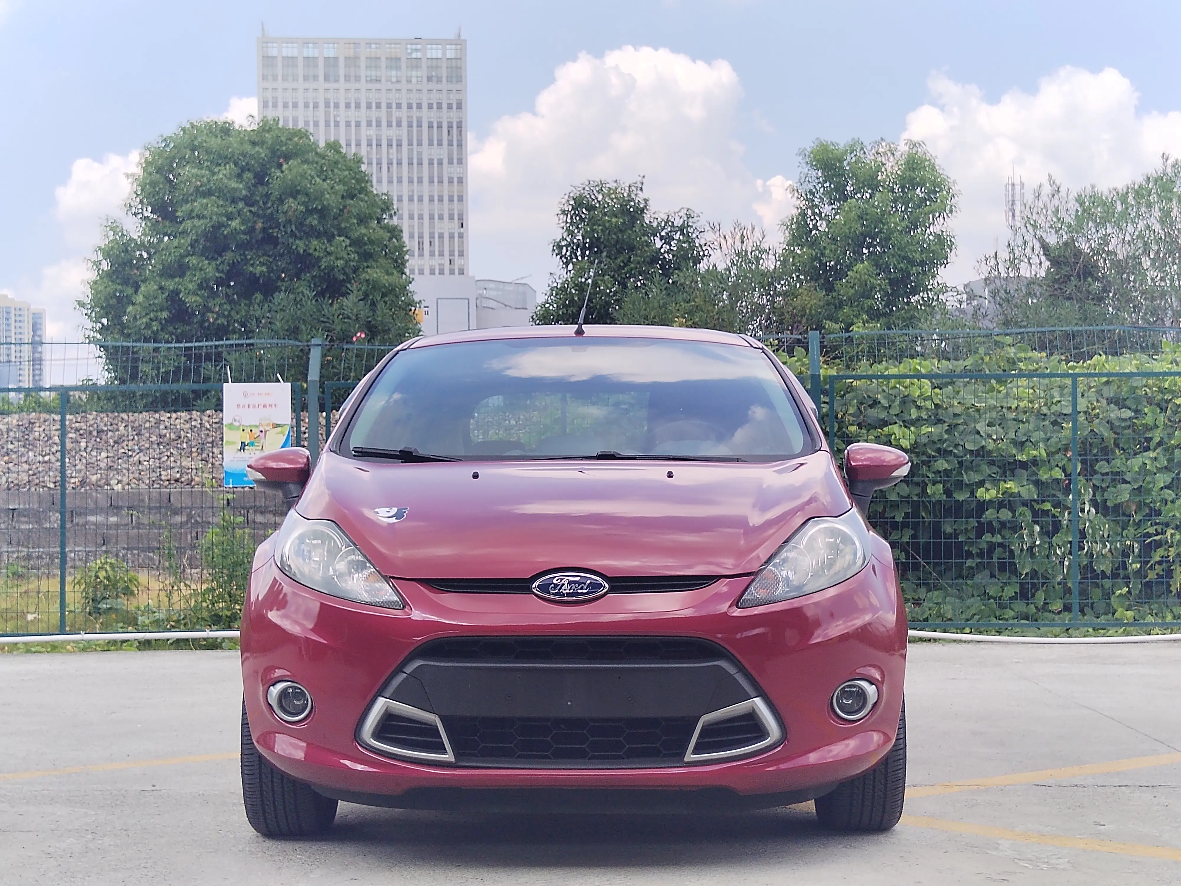 Ford Carnival  из Китая