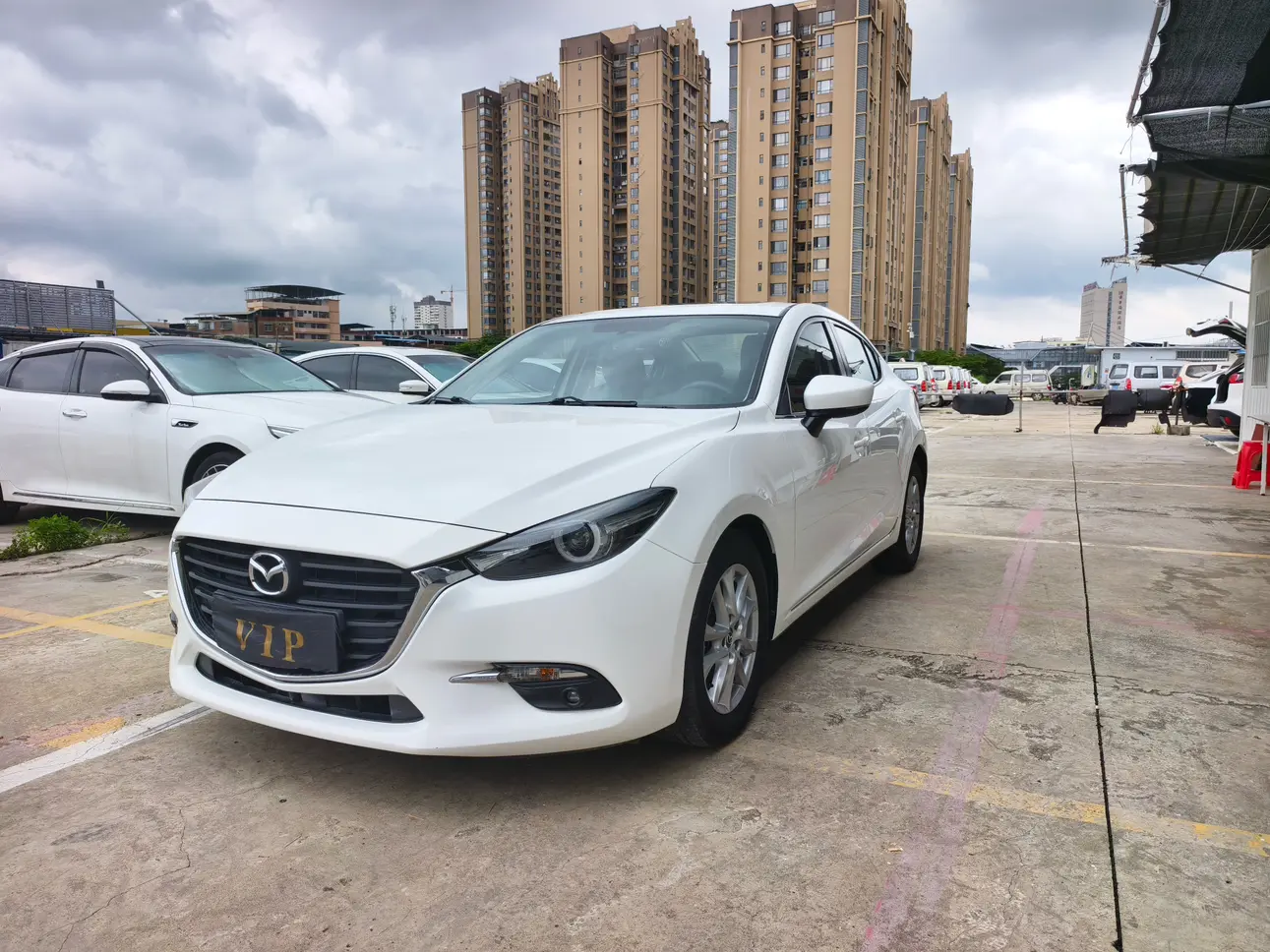 Mazda Axela (Mazda3)  из Китая