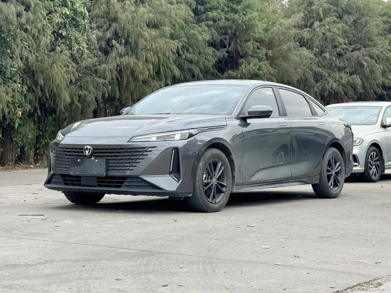 Changan Yida  из Китая