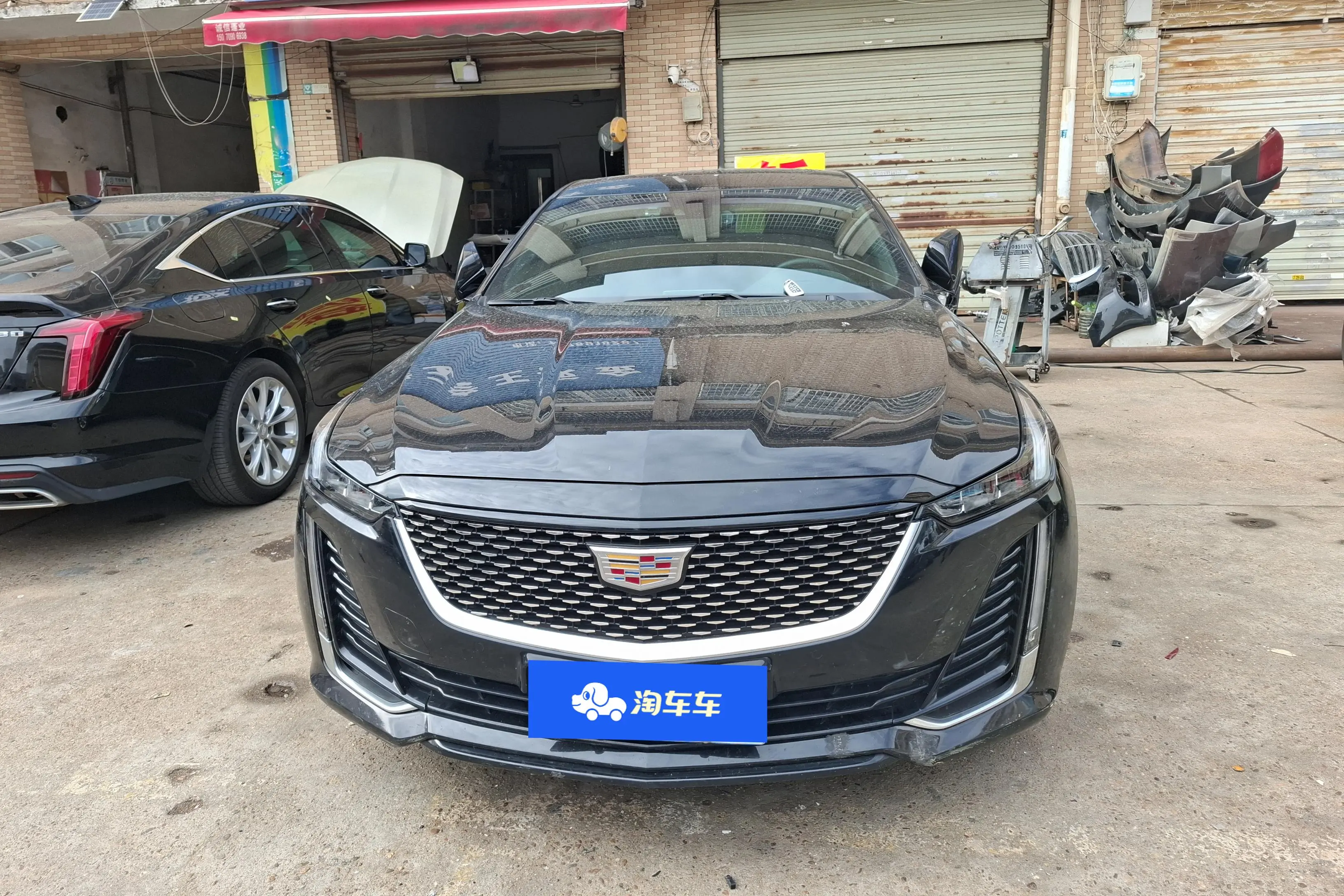 Cadillac CT5  из Китая