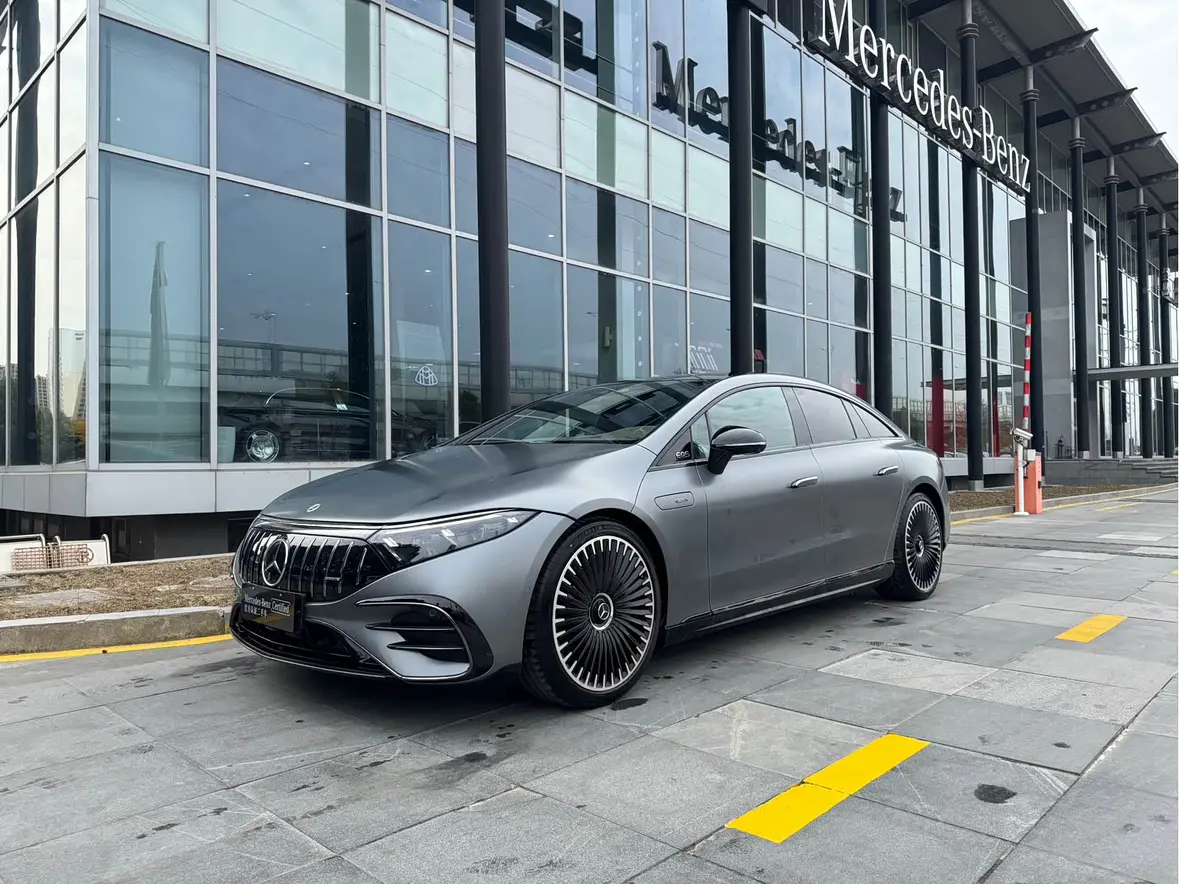 Mercedes-Benz EQS AMG  из Китая