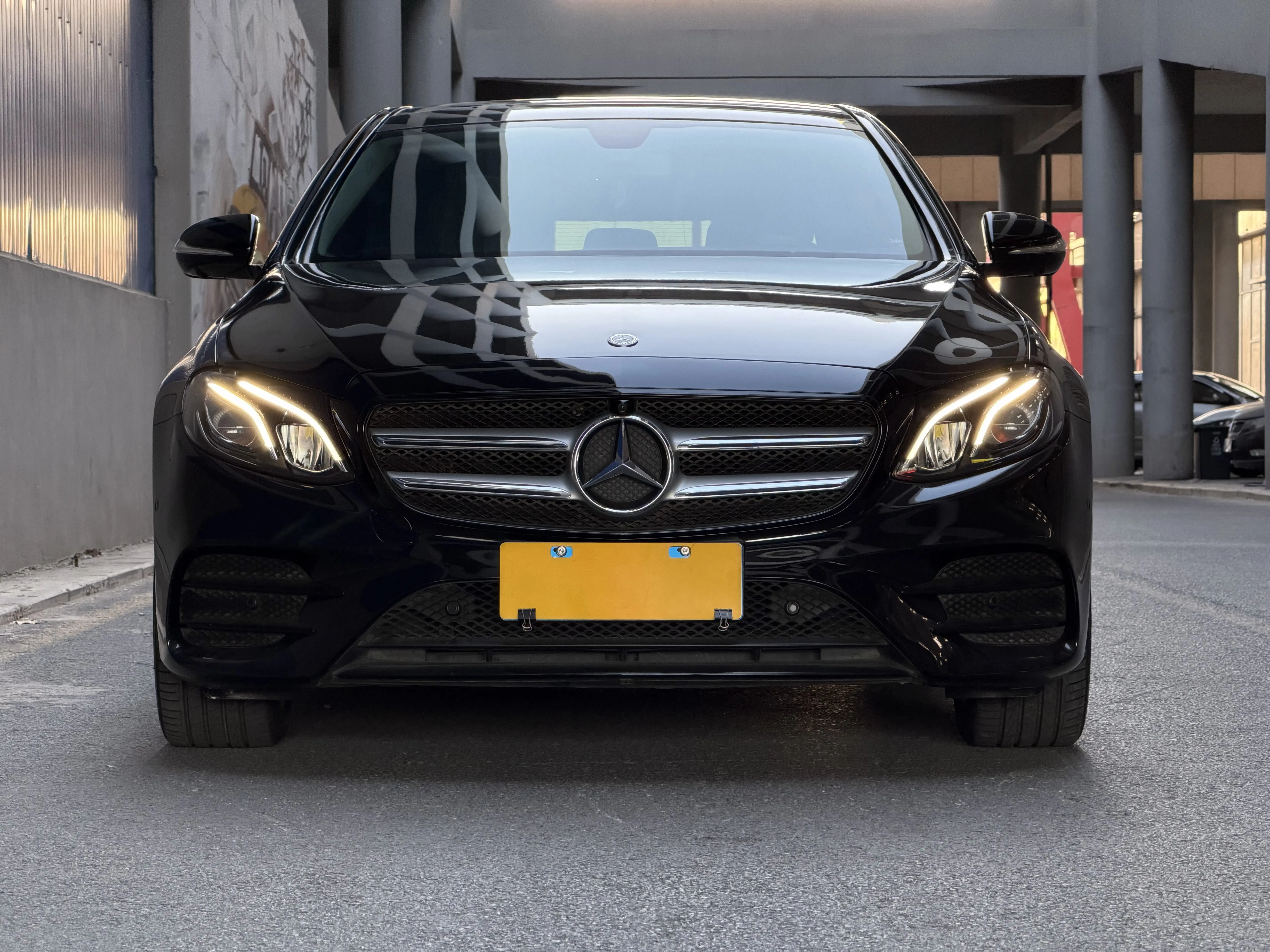 Mercedes-Benz E-Class  из Китая