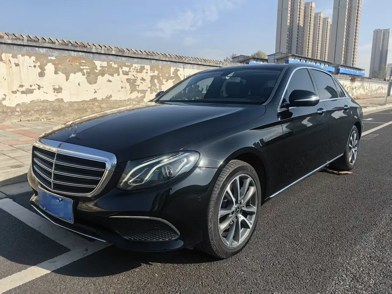 Mercedes-Benz E-Class  из Китая